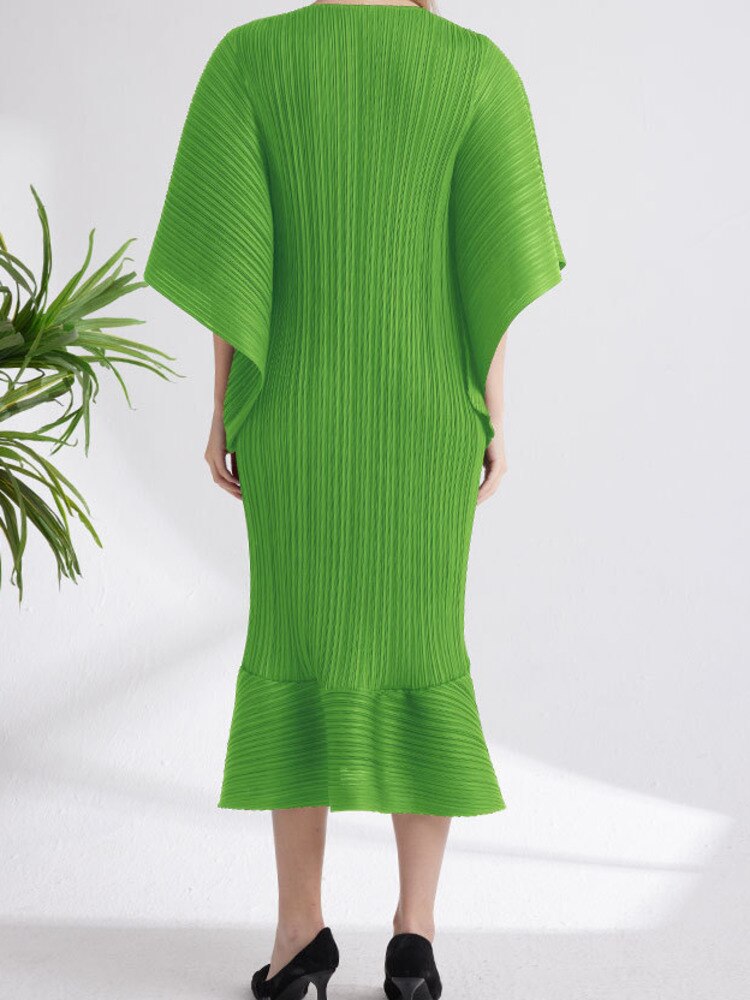 Pleated Dress Women's O-neck Casual Loose Flowy Sleeve 2023 Summer Female New Fashion Solid Color Fish Tail Dresses