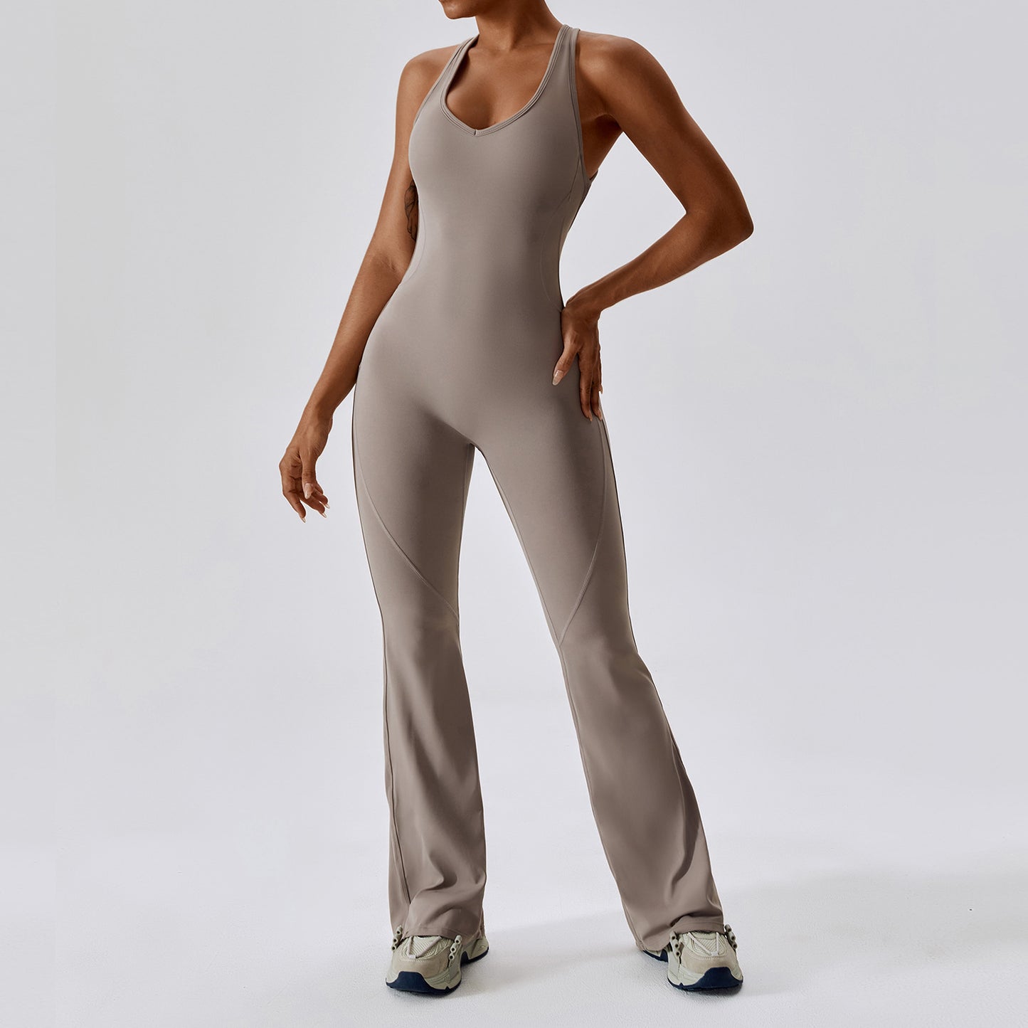 Sleeveless slim fit long pants jumpsuit