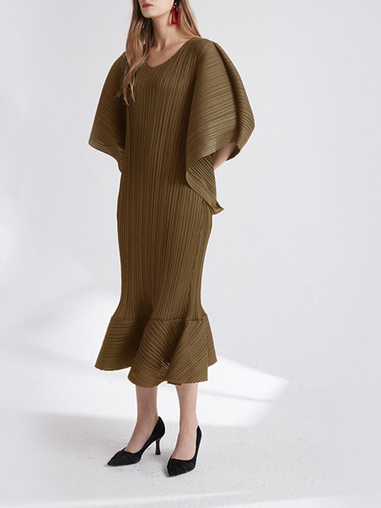 Pleated Dress Women's O-neck Casual Loose Flowy Sleeve 2023 Summer Female New Fashion Solid Color Fish Tail Dresses