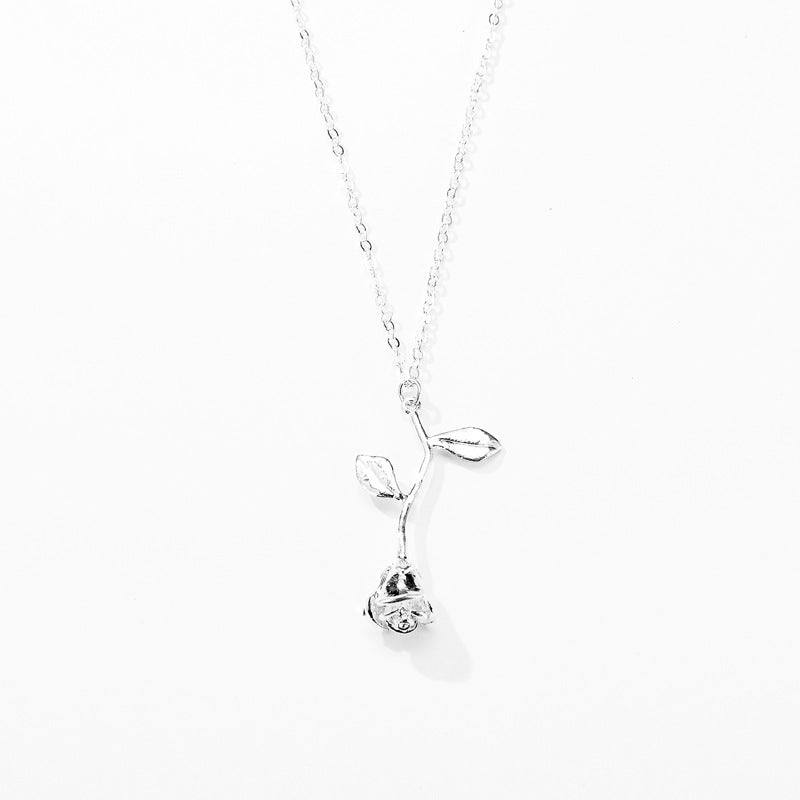 Exquisite Rose Pendant Necklace