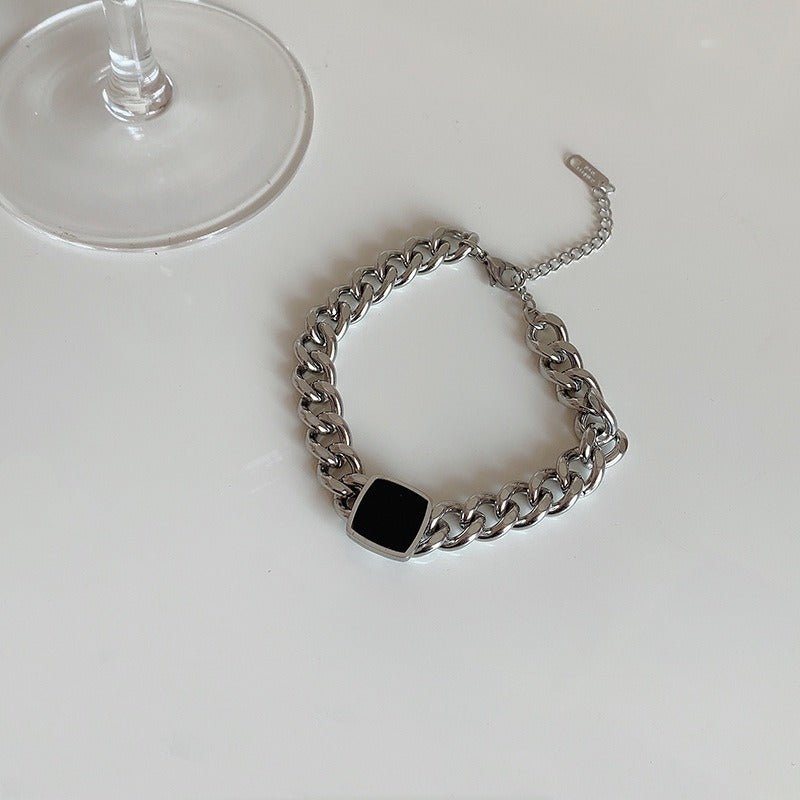 Trendy necklace