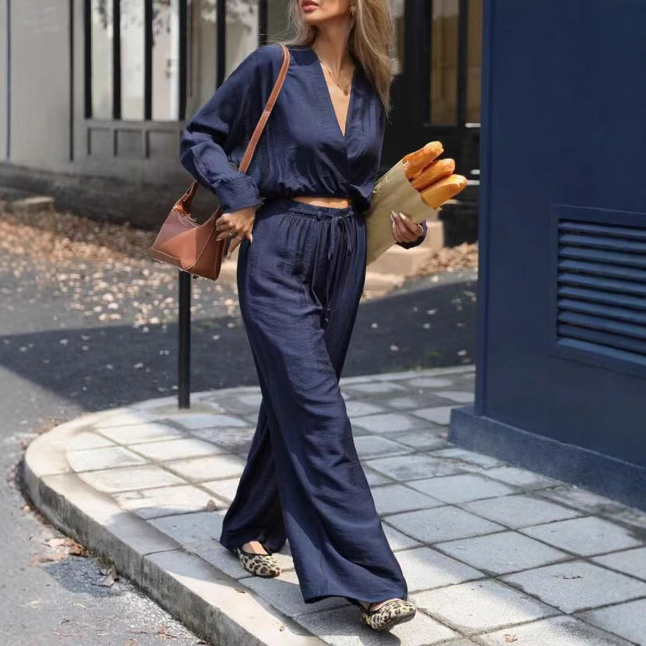 V-neck Top Suit