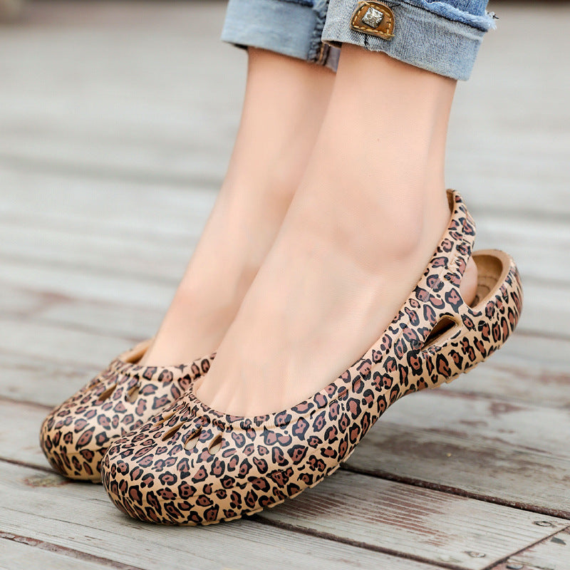 Ladies Patterned Flat Hole Shoes Sandals