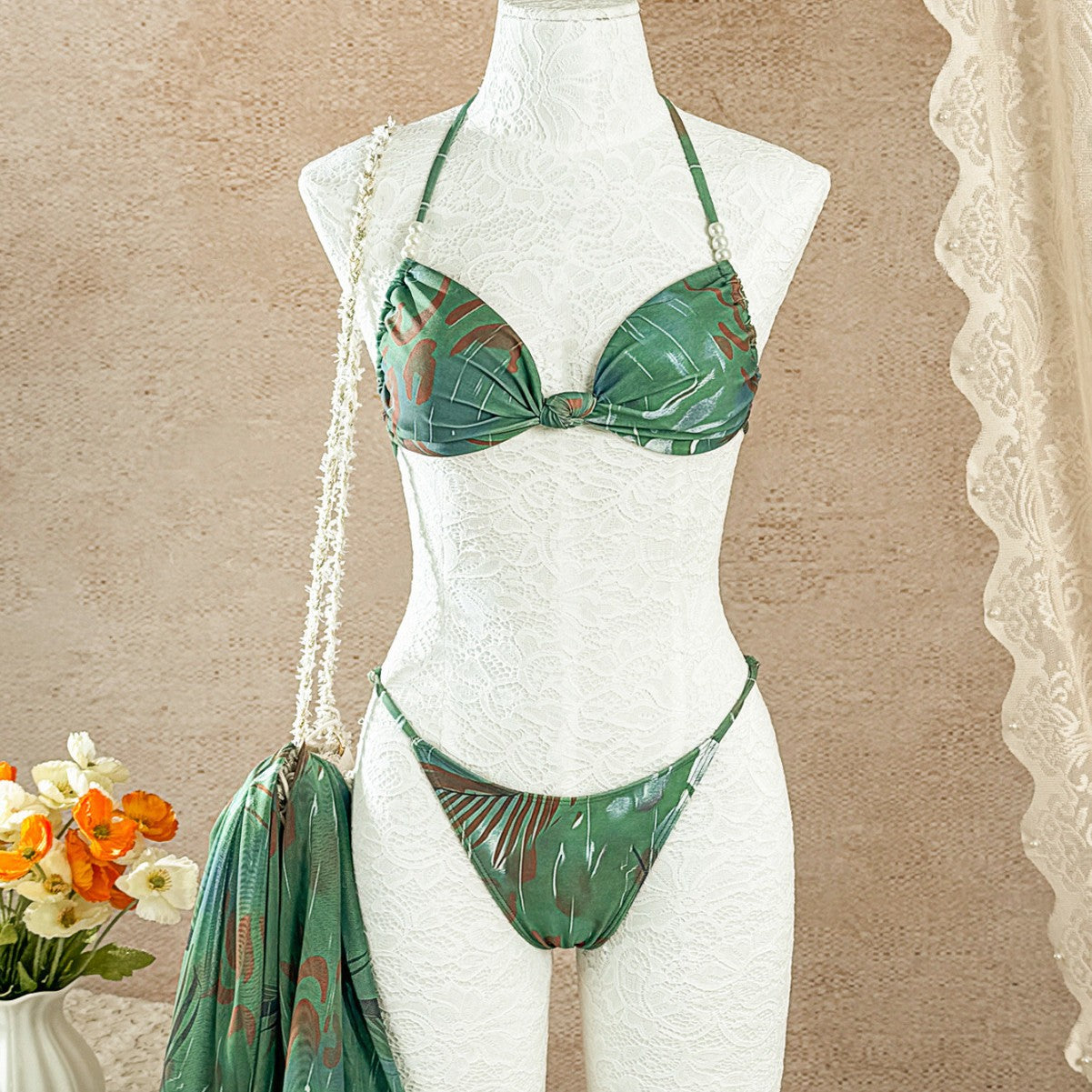 Sexy Knot Backless Halter Bikini Set with Print for Women