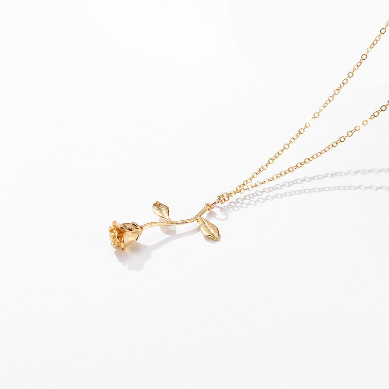 Exquisite Rose Pendant Necklace