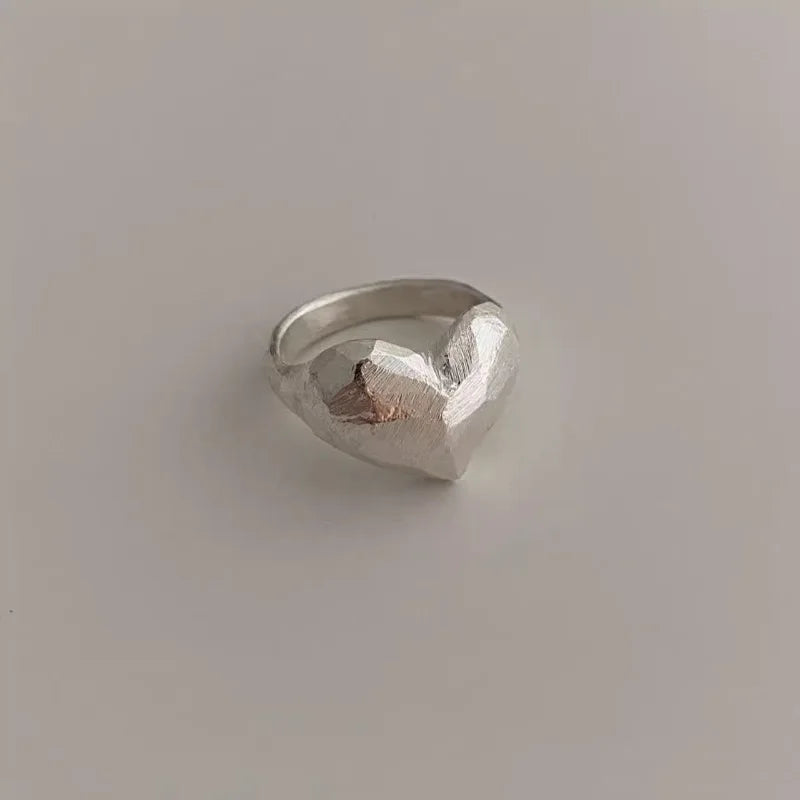 Retro Heart Open Finger Ring