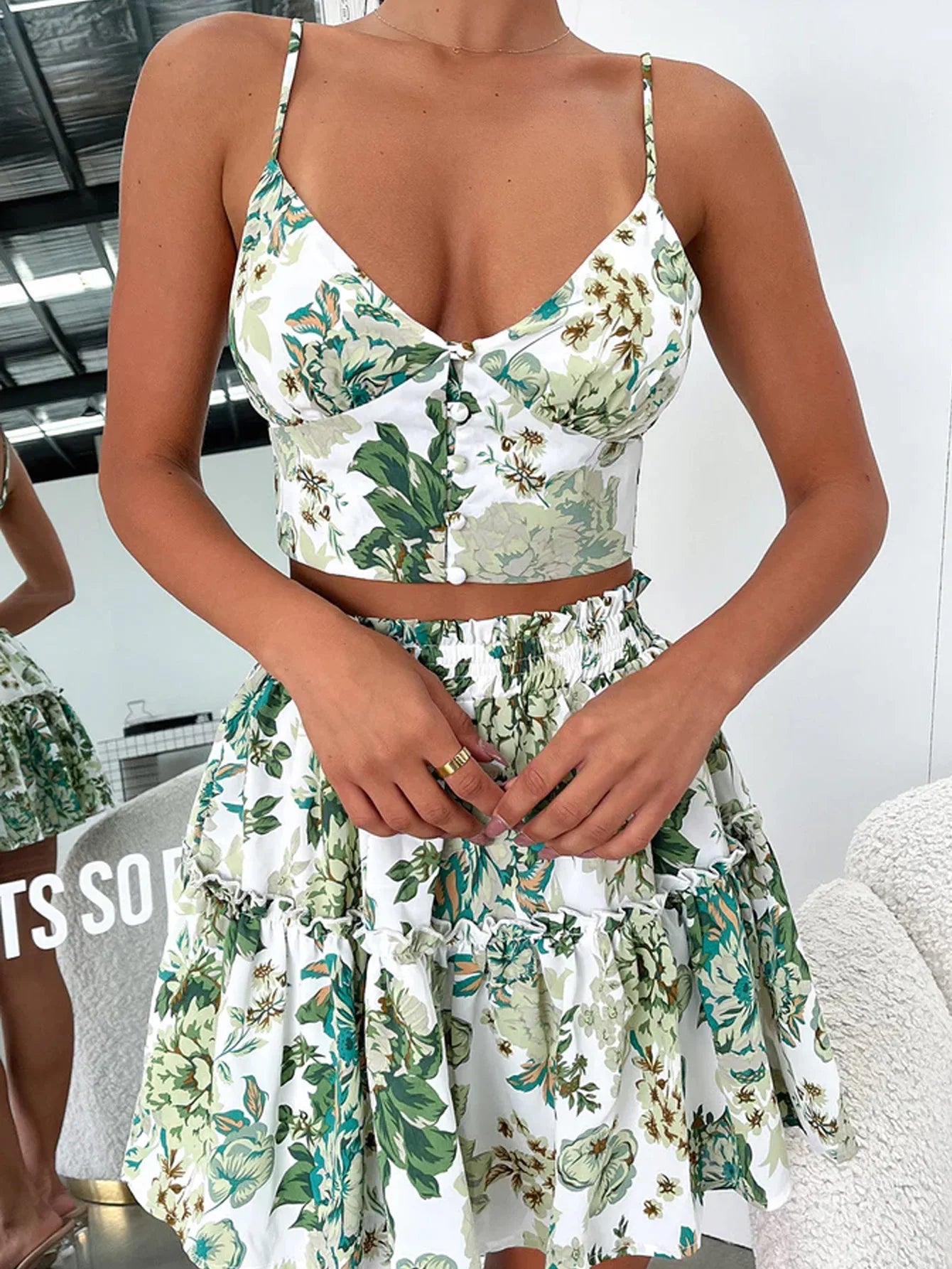 Women's Floral Cami Top And Ruffle Hem Skirt 2pcs Set，back to
