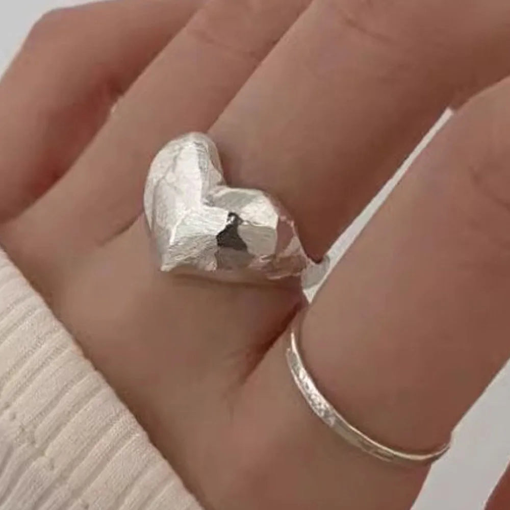 Retro Heart Open Finger Ring