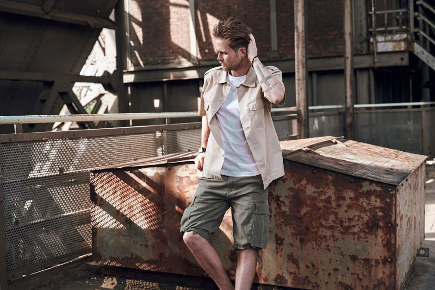 Short Sleeves Shirt